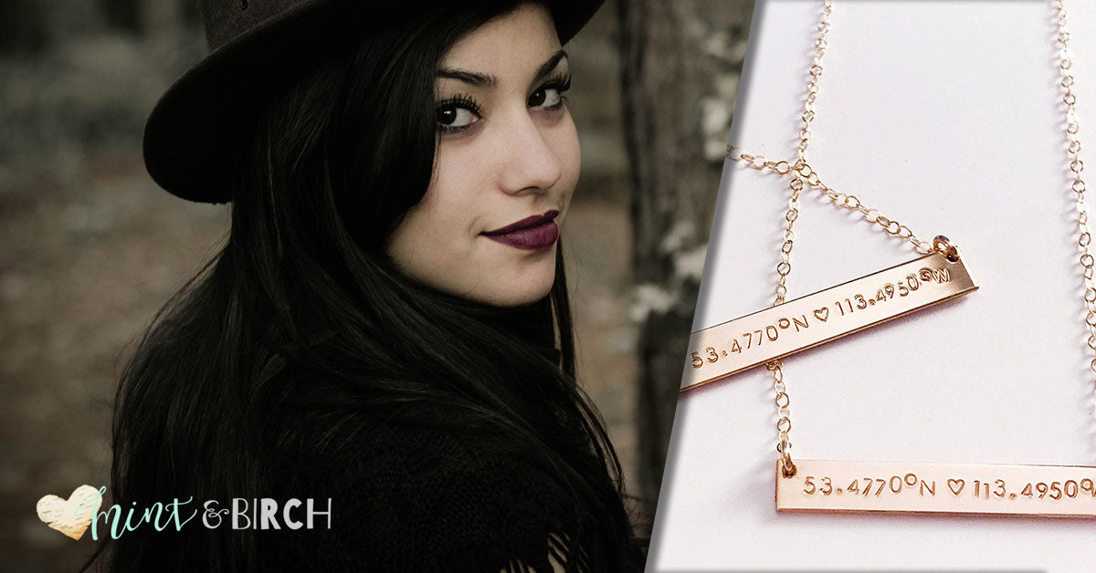 3 Outfits That Look Great With a Simple Bar Necklace
